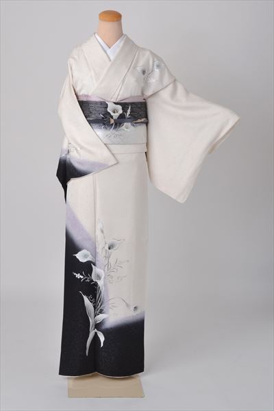 訪問着［白地にカラー模様］