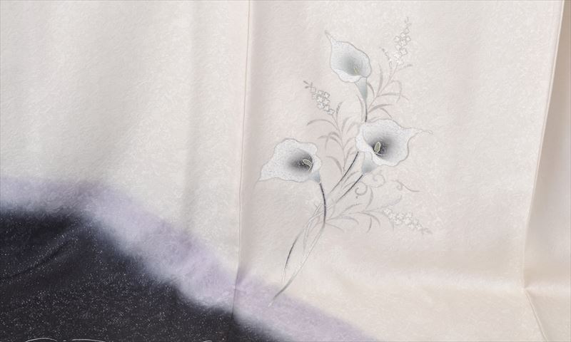 訪問着［白地にカラー模様］