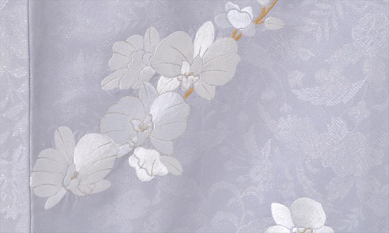 訪問着［グレイ地にランの花模様］