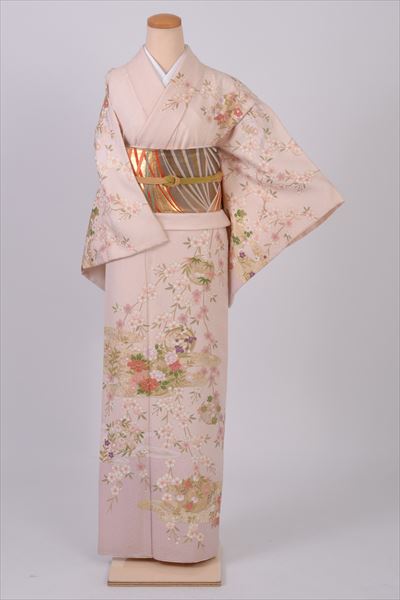 訪問着［ピンクの花模様］