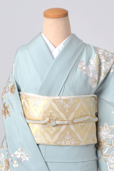 訪問着［青磁色の雪輪模様］