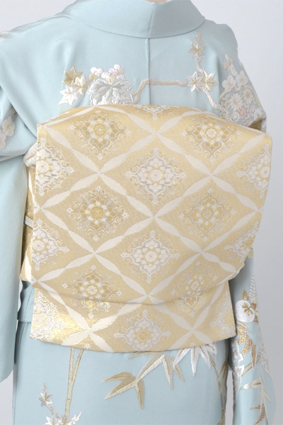 訪問着［青磁色の雪輪模様］