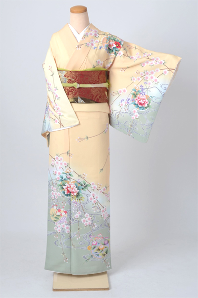 訪問着［鶯色とクリーム色地に枝垂桜模様］