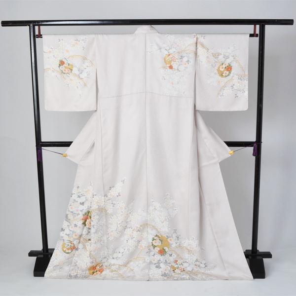 訪問着「雪輪の四季花模様」