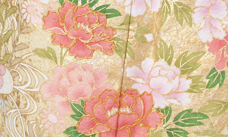 訪問着「クリーム色に枝垂れ桜」