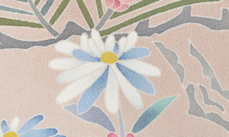 訪問着「退紅色に牡丹・若松模様」