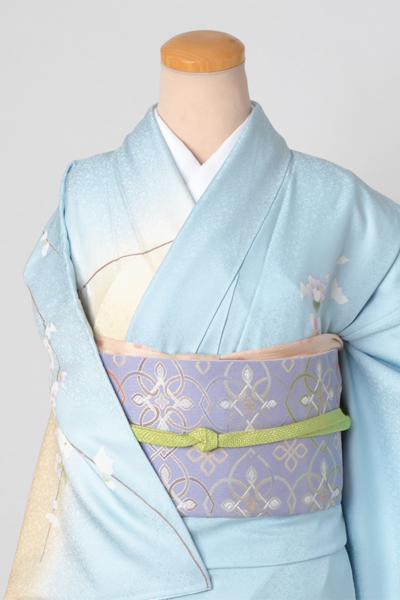 訪問着「水色に白、藤色の四季花模様」