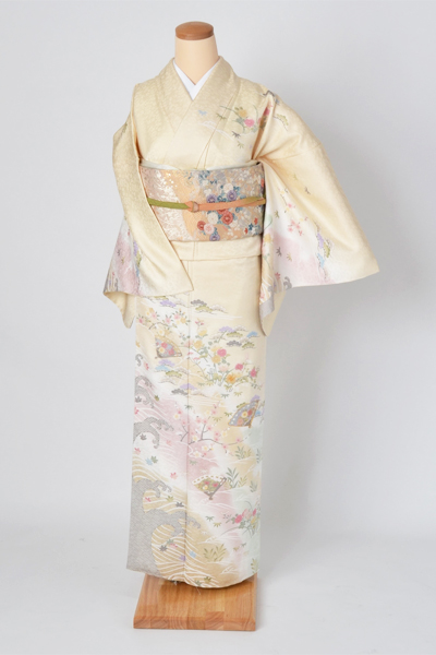 訪問着「クリーム色吉祥文様」