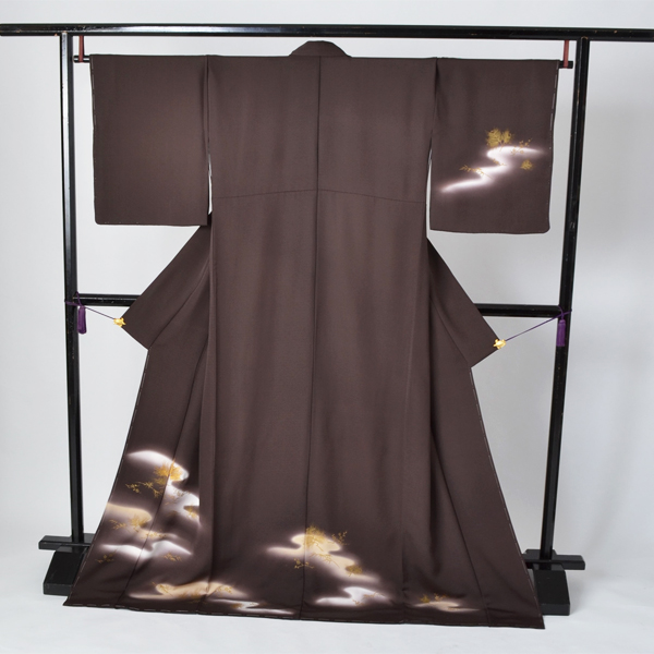 訪問着「栗色に松竹梅模様」