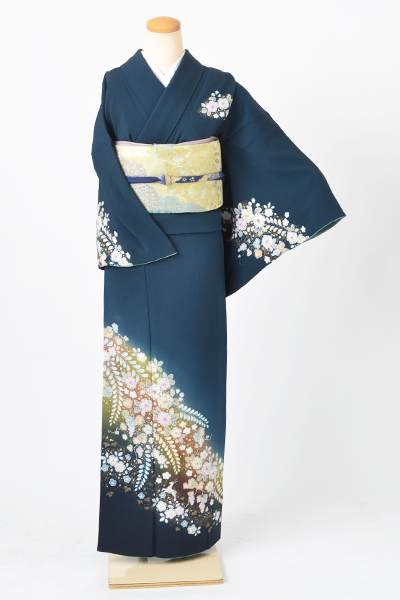 訪問着[藍色地の辻が花模様]