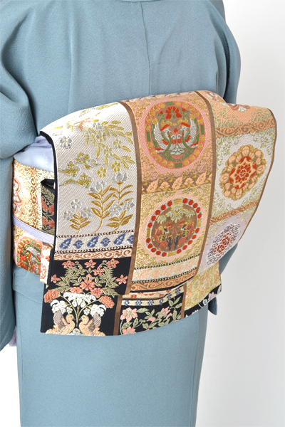 色無地(ブルーグレー地・紋なし)