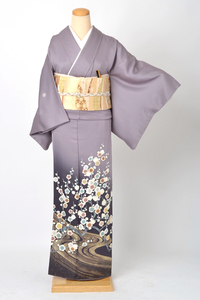 色留袖[青紫地の梅模様 ]