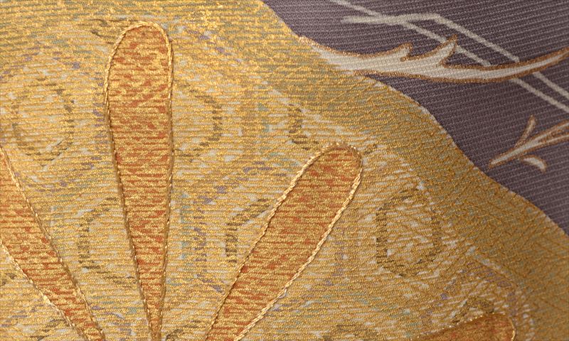 色留袖［葡萄鼠色の松模様］