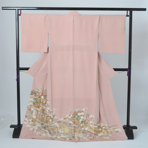 色留袖[うす紅梅色の自然風景模様]