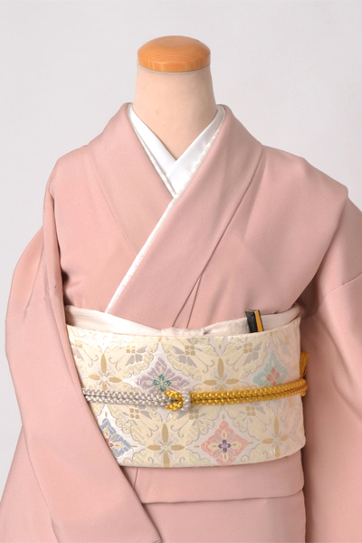 色留袖[うす紅梅色の自然風景模様]