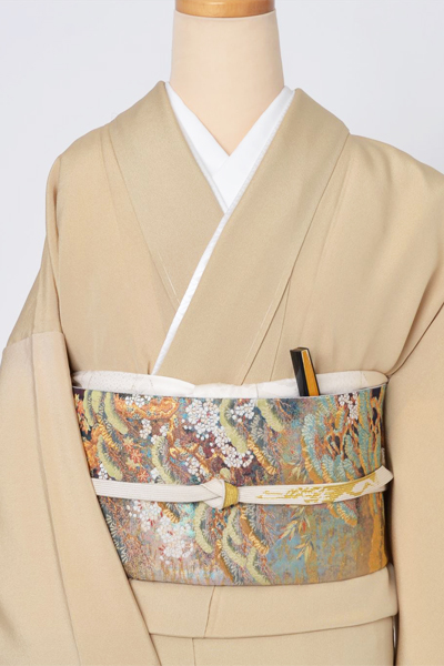 色留袖[丁子色・鶴]