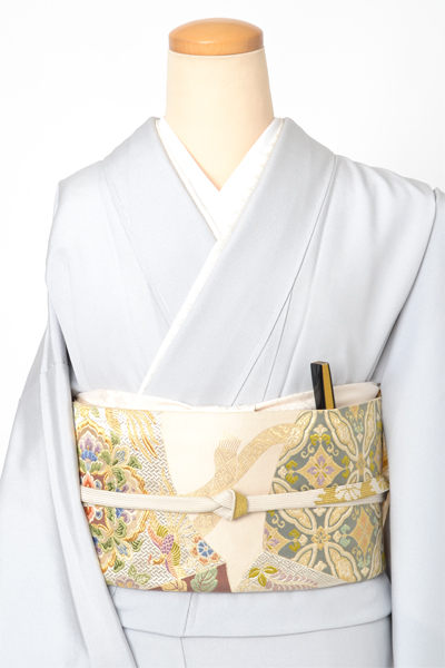 色留袖［雪輪青海波・花］