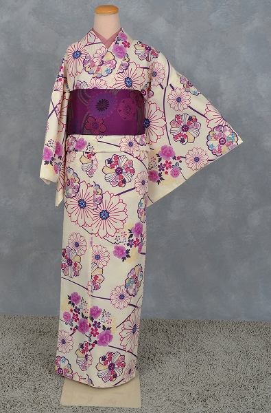 shibuya casual［生成り色地の花模様］