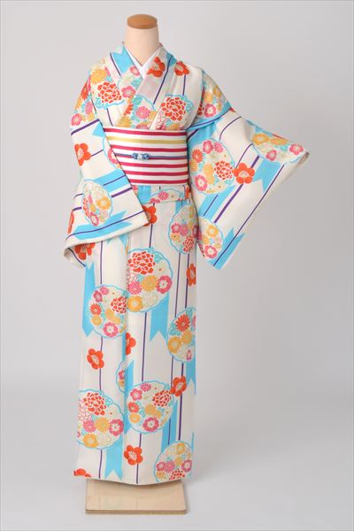 小紋［白地に雪輪模様］