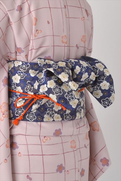 小紋［薄紅梅色の梅模様］