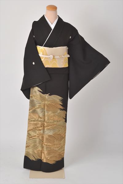 黒留袖［波頭模様］