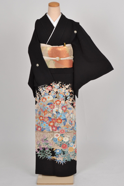 黒留袖［本加賀友禅の槍梅模様］