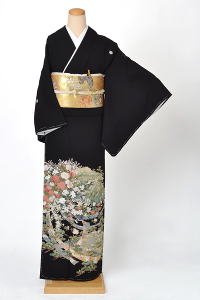 黒留袖[風景・刺繍]