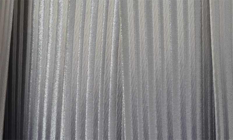 男物紋付・羽織(白・紋付・袴はシルバーぼかし)