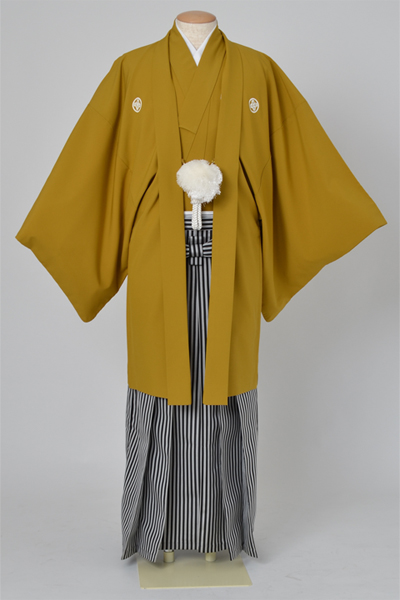 男物紋付・羽織(辛子・袴は仙台平)