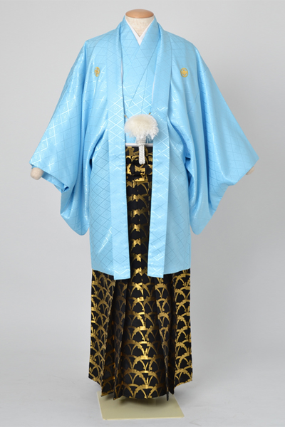 男物紋付・羽織(水色・紋付・黒地に金露芝柄袴)