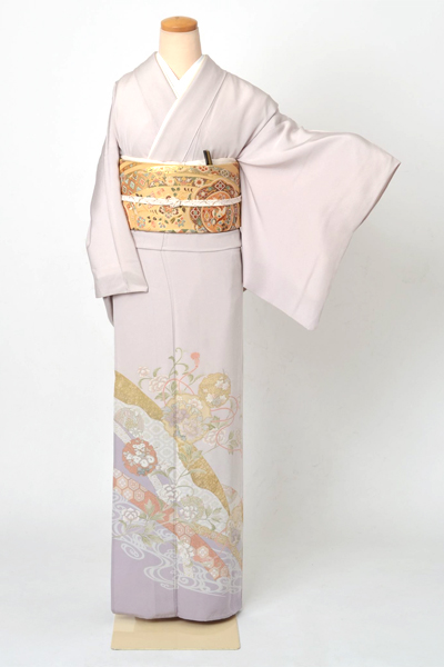 単衣色留袖[薄紫地の牡丹模様]