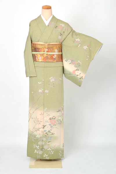 単衣訪問着[若草色地の花模様]