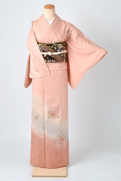 単衣訪問着［サーモンピンクの華文様］
