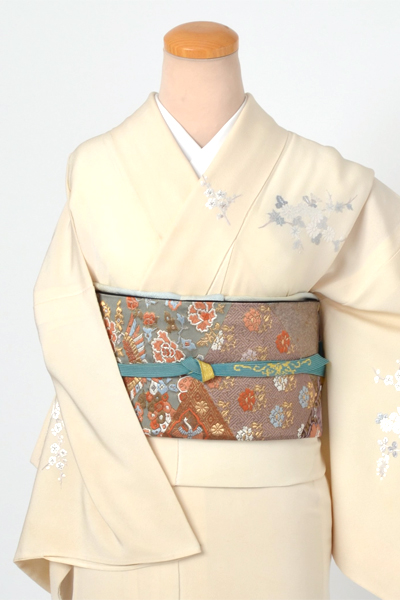 単衣訪問着［灰白色の花模様］