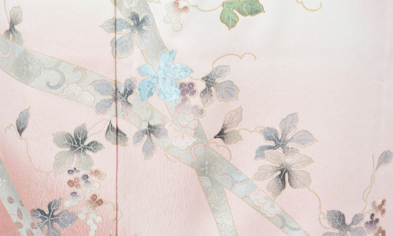 単衣訪問着［薄紅梅色のぶどう模様］