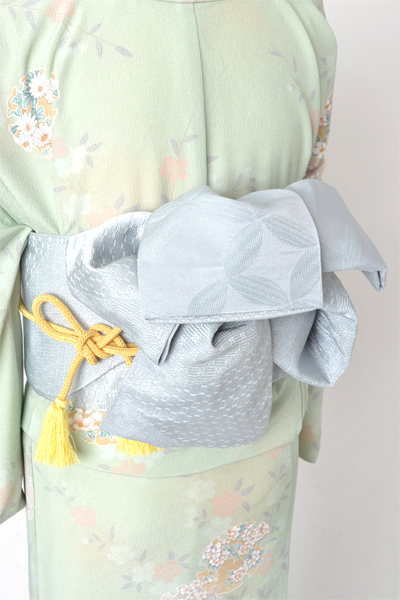 単衣小紋[白緑色の雪輪]