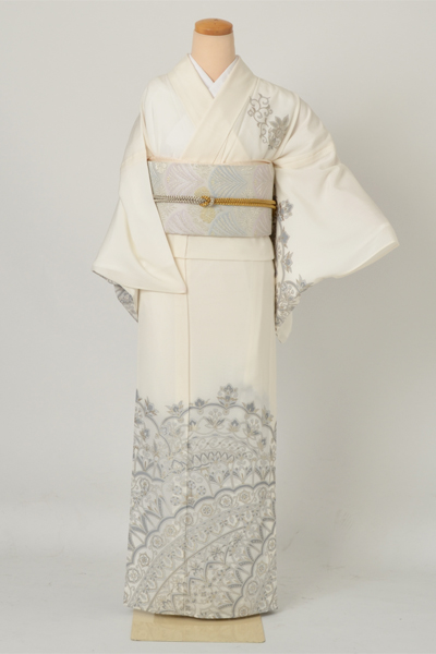 絽訪問着[白地のアラベスク模様]