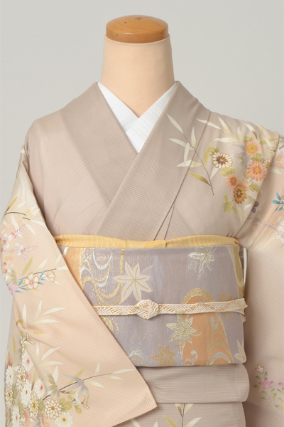 絽訪問着[霞色地に秋草模様]