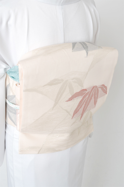 絽訪問着[水辺に花]