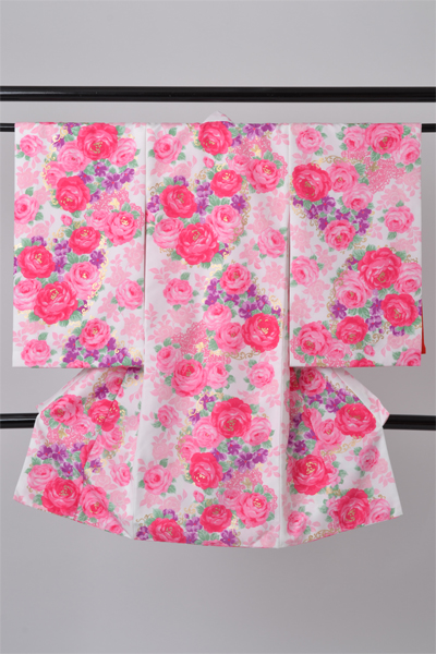 女児産着［白地に薔薇模様］