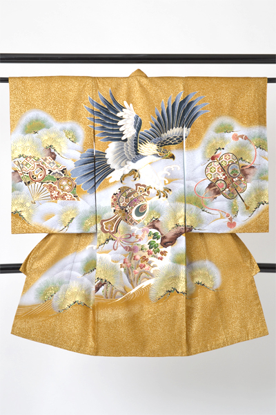 男児産着[琥珀色地に鷹]