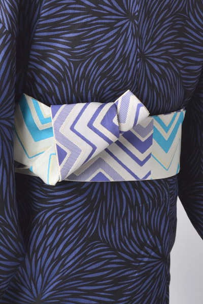 浴衣［170-178cm］黒地のむじな菊模様