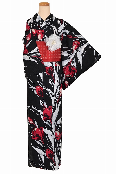 ゆかた(黒地・チュ-リップ)