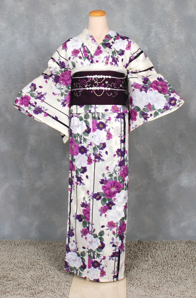 ゆかた(白地・薔薇)