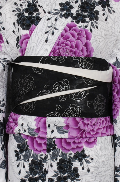 ゆかた(白・ぼたん)