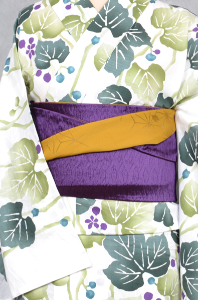 ゆかた(白地・野ぶどう)