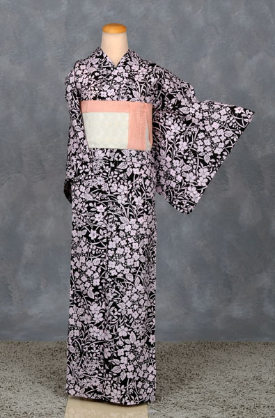ゆかた(黒地・ピンク草花)