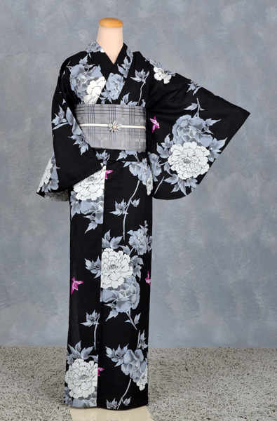 浴衣(牡丹に鳥・シルバー帯)