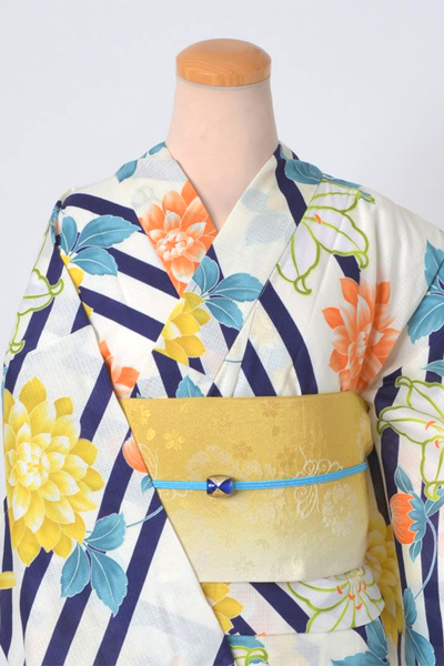 浴衣［unsodo・生成りに花模様］