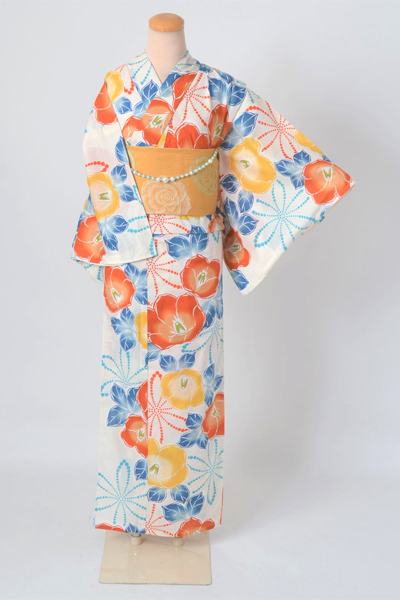 浴衣［yui okada・白地に椿模様］